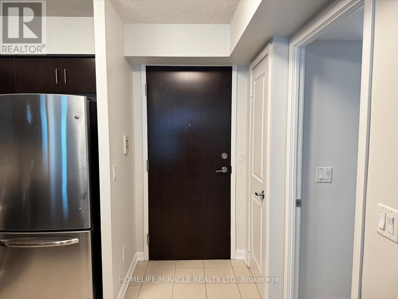 1606 - 215 Sherway Gardens Road, Toronto, Ontario  M9C 0A4 - Photo 7 - W12916932