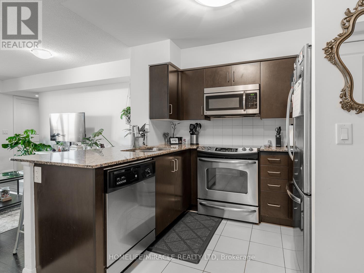 1606 - 215 Sherway Gardens Road, Toronto, Ontario  M9C 0A4 - Photo 8 - W12916932