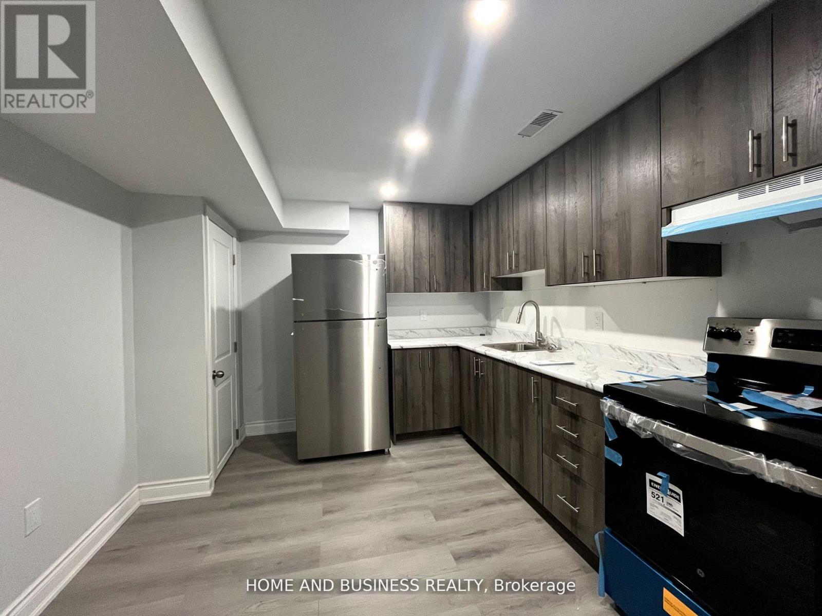 613 Armstrong Boulevard, Milton, Ontario  L9T 6G8 - Photo 28 - W12916934