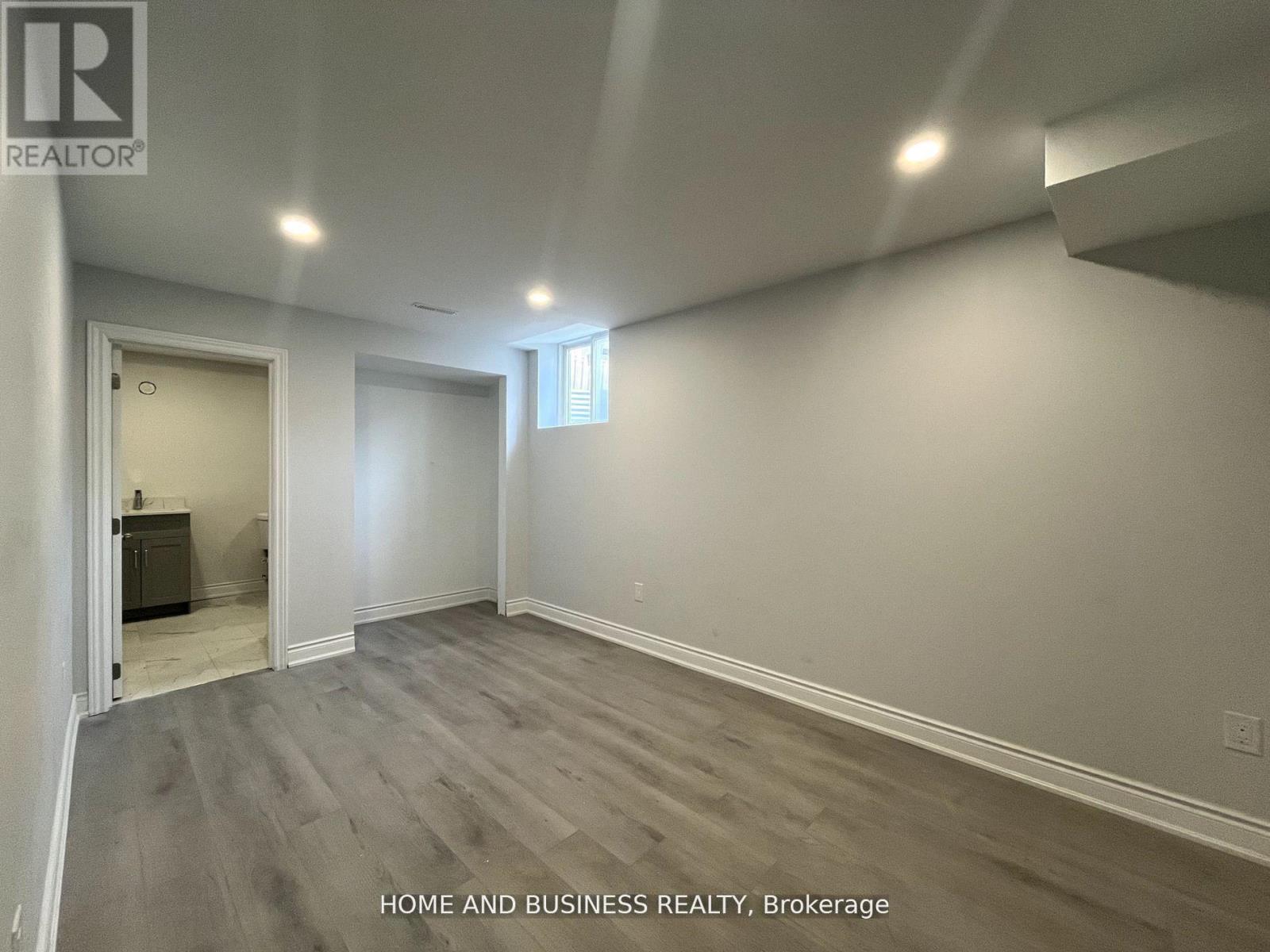 613 Armstrong Boulevard, Milton, Ontario  L9T 6G8 - Photo 32 - W12916934