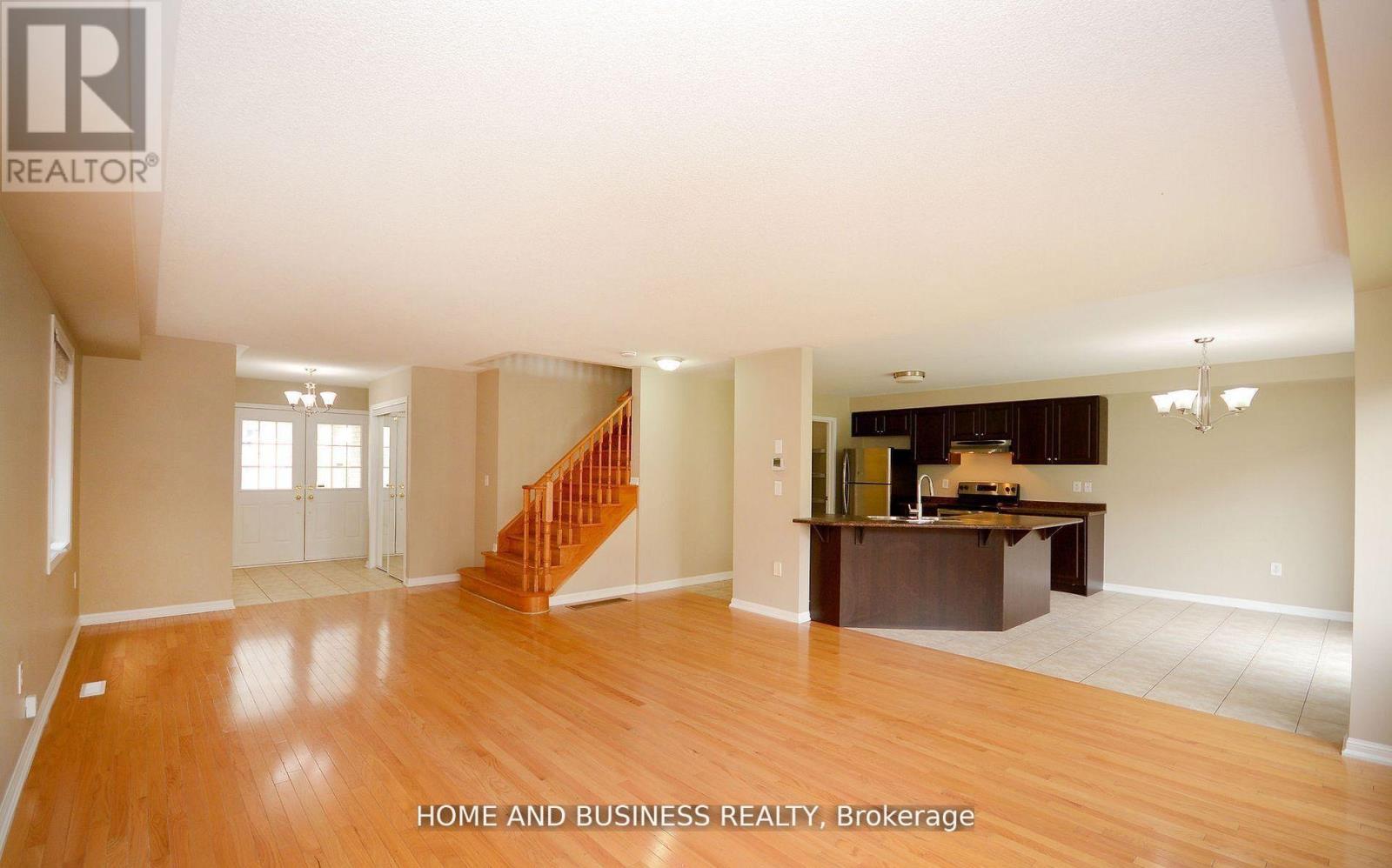 613 Armstrong Boulevard, Milton, Ontario  L9T 6G8 - Photo 6 - W12916934