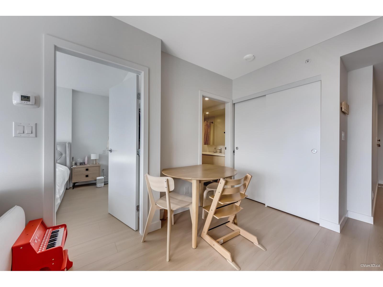 3112 13745 George Junction, Surrey, British Columbia  V3T 0V8 - Photo 7 - R3102934