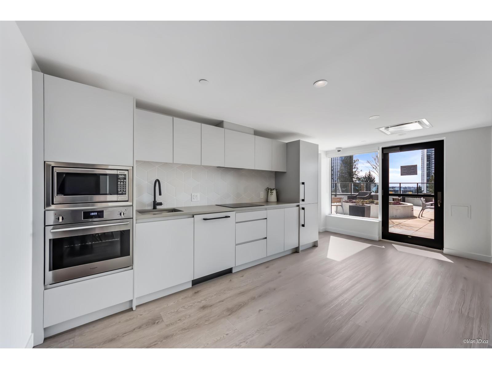 3112 13745 George Junction, Surrey, British Columbia  V3T 0V8 - Photo 31 - R3102934