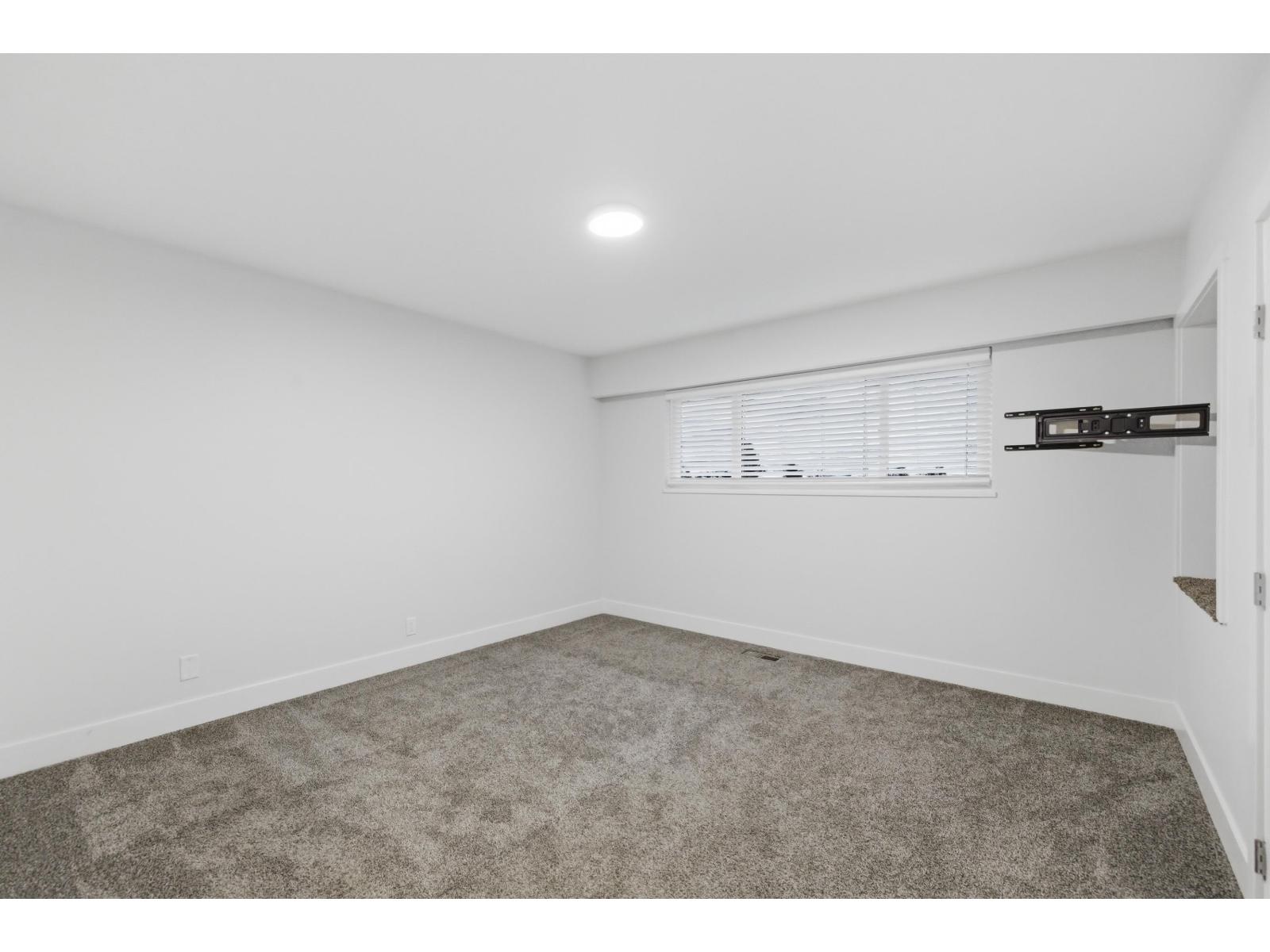 32565 Fleming Avenue, Mission, British Columbia  V2V 2G8 - Photo 34 - R3103226