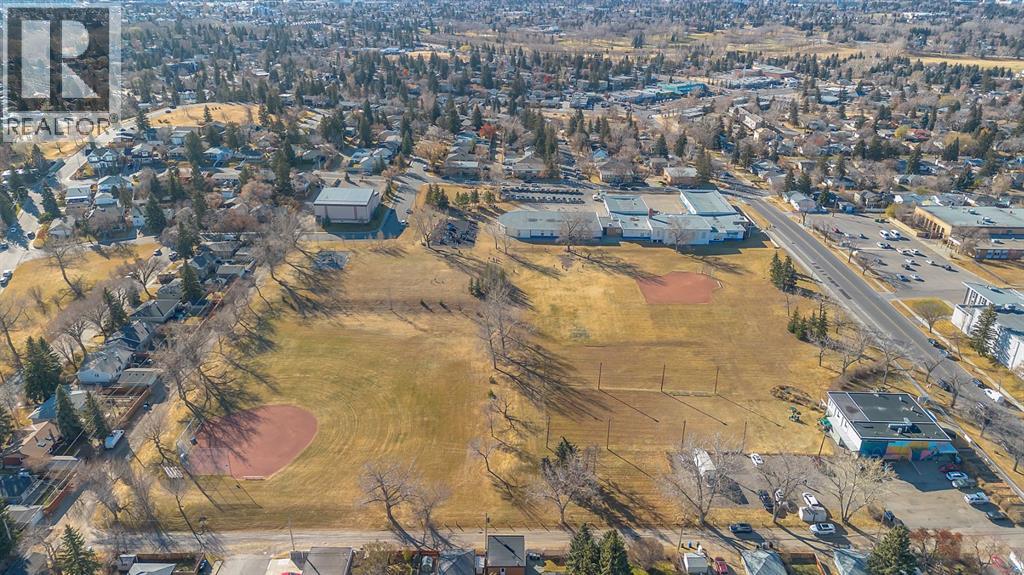 3 Cardiff Drive NW, Calgary, Alberta  T2K 1R4 - Photo 49 - A2293404