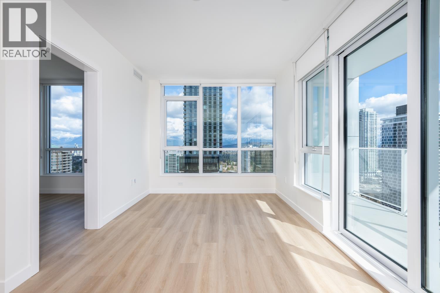 2304 6087 Wilson Avenue, Burnaby, British Columbia  V5H 0M1 - Photo 6 - R3101236