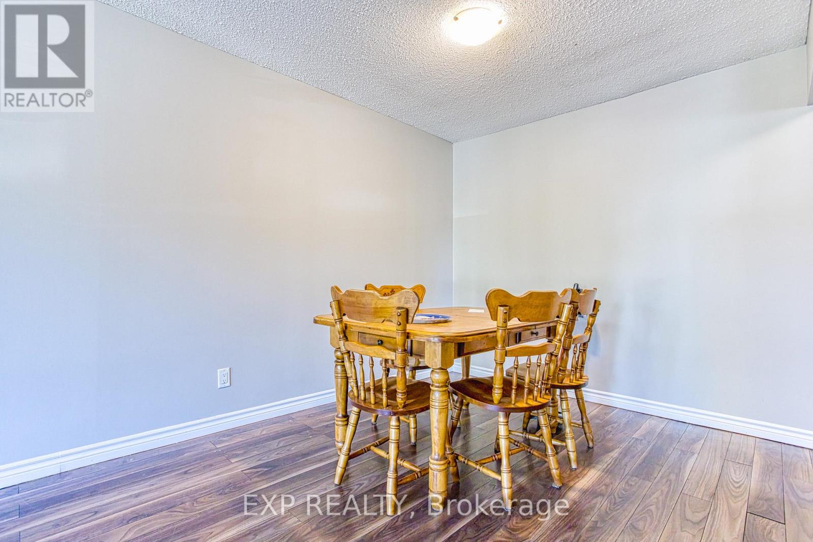 6548 Laguna Court, Niagara Falls, Ontario  L2H 2W3 - Photo 11 - X12916858