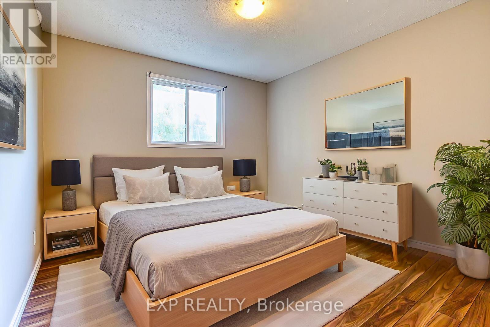 6548 Laguna Court, Niagara Falls, Ontario  L2H 2W3 - Photo 16 - X12916858