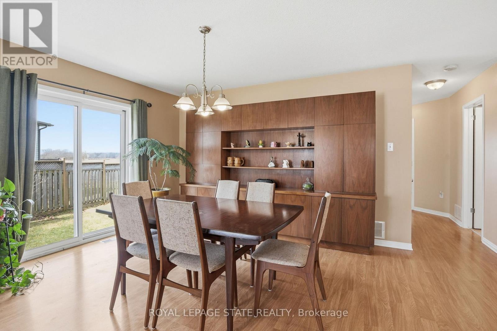 66 Golden Acres Drive, West Lincoln, Ontario  L0R 2A0 - Photo 11 - X12916926