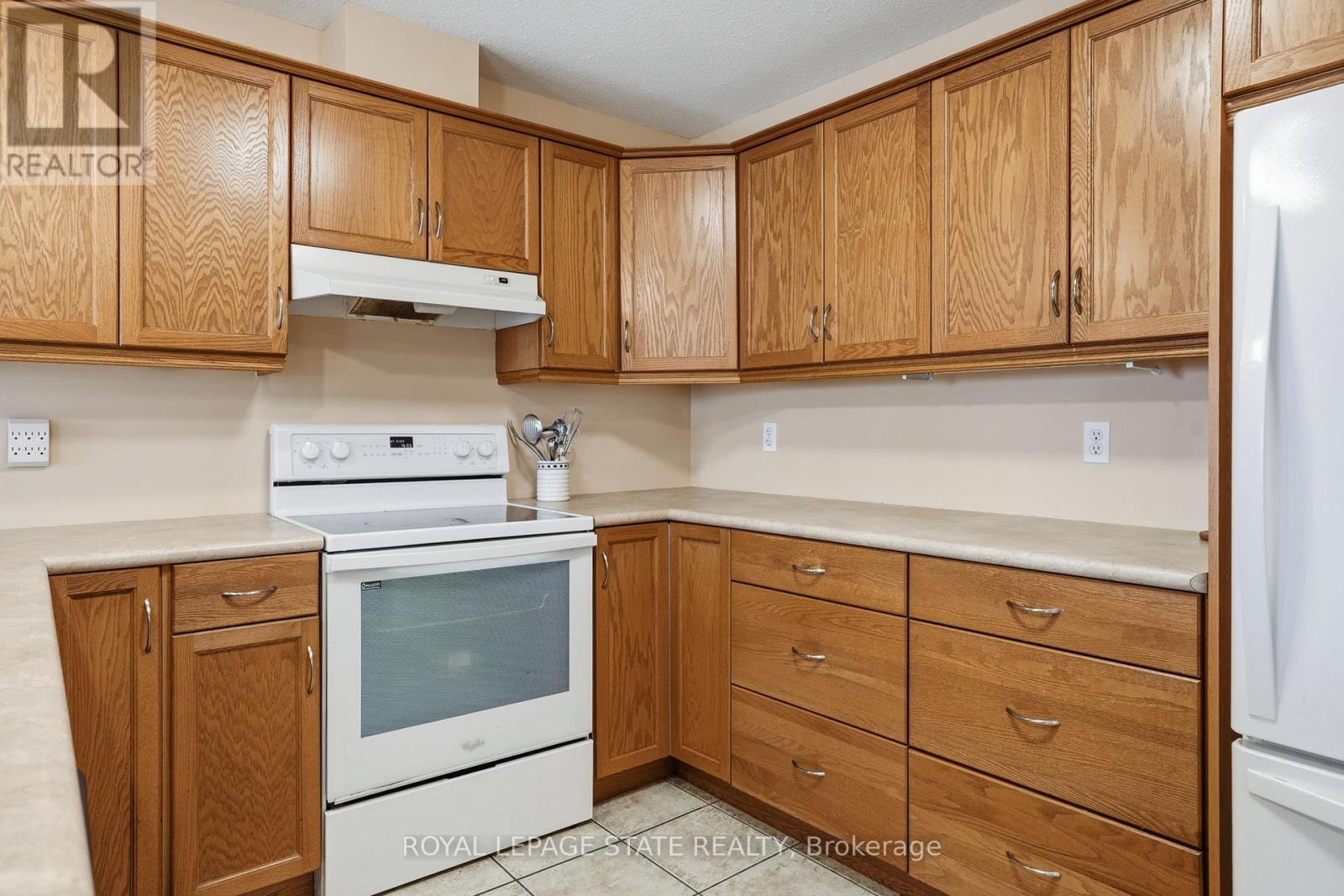 66 Golden Acres Drive, West Lincoln, Ontario  L0R 2A0 - Photo 15 - X12916926