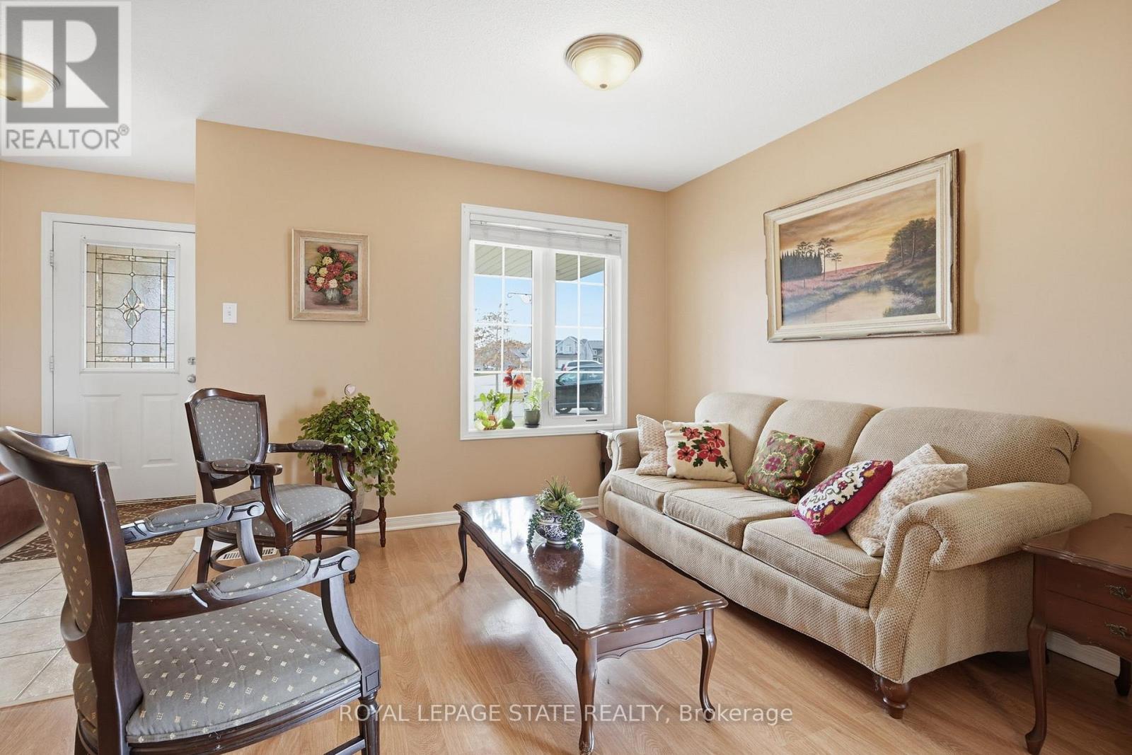 66 Golden Acres Drive, West Lincoln, Ontario  L0R 2A0 - Photo 6 - X12916926