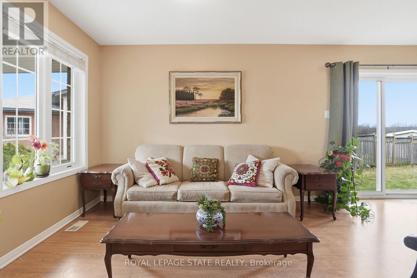 66 Golden Acres Drive, West Lincoln, Ontario  L0R 2A0 - Photo 7 - X12916926