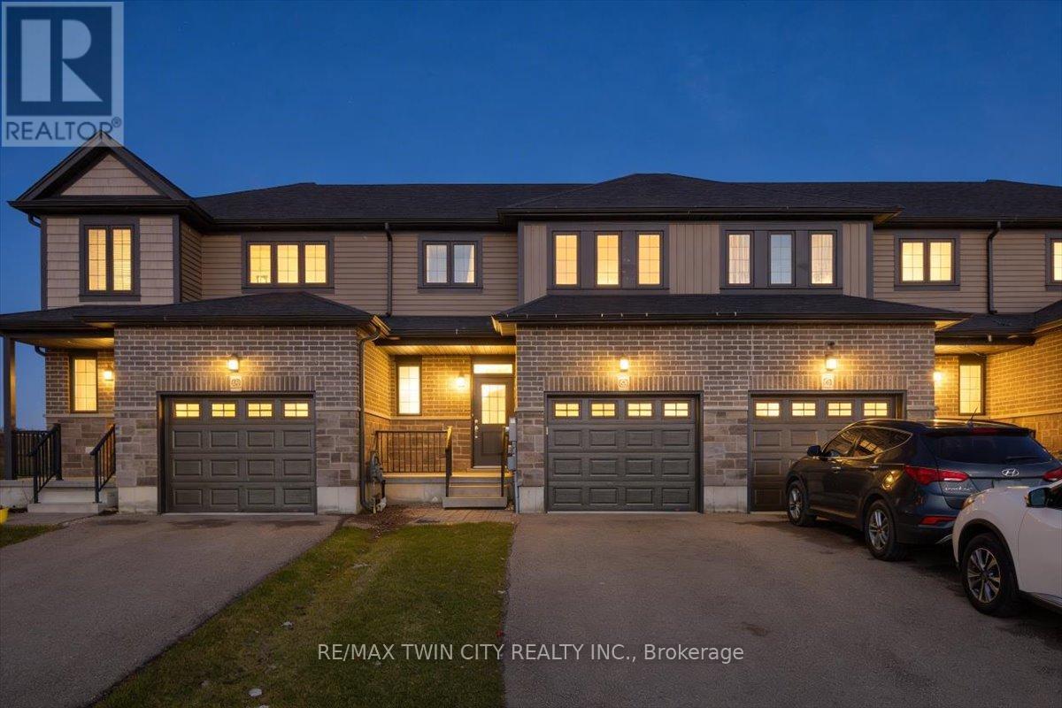 180 LINKS CRESCENT, Woodstock, Ontario