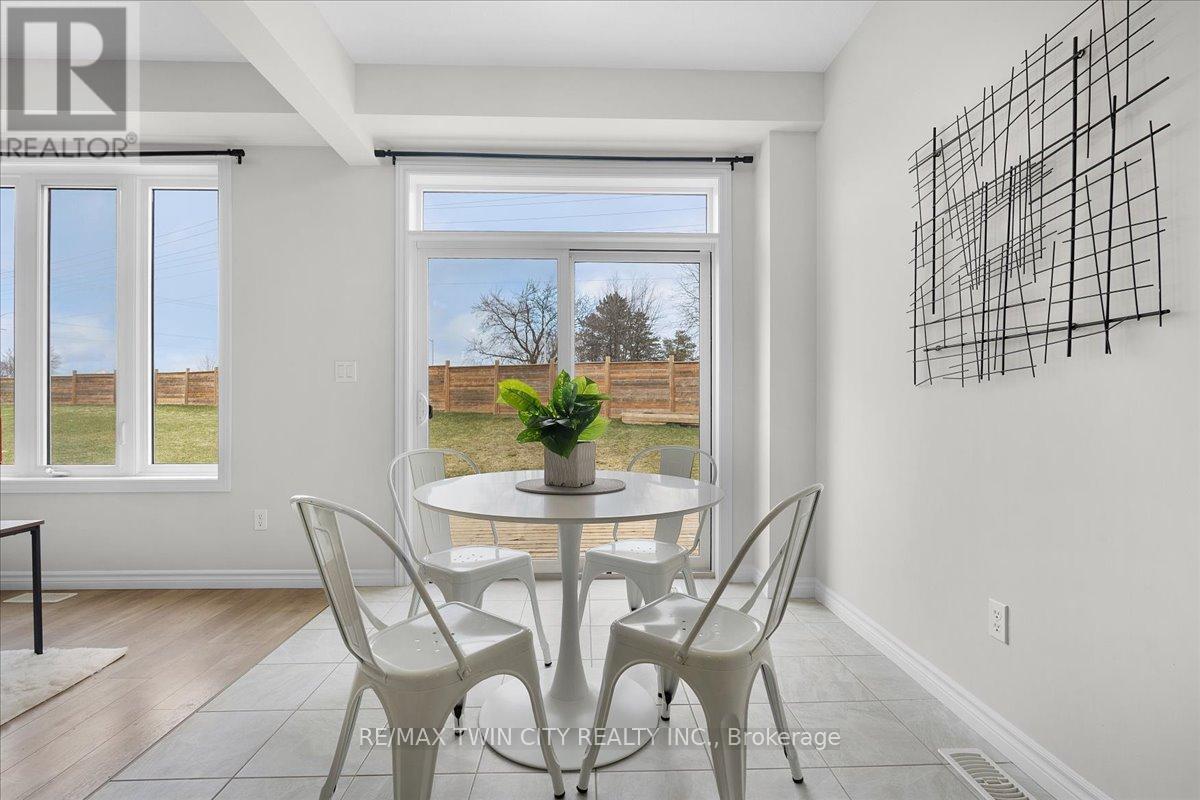 180 Links Crescent, Woodstock, Ontario  N4T 0L9 - Photo 12 - X12916968