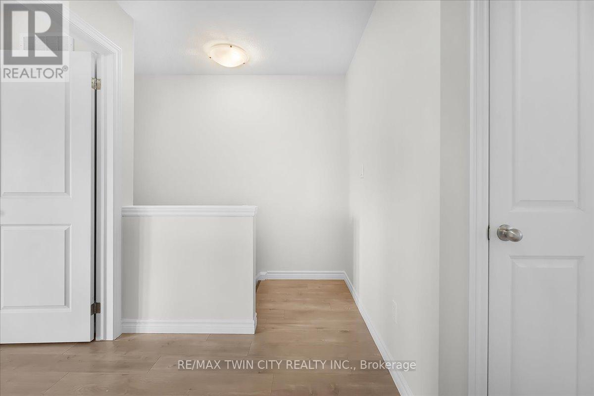 180 Links Crescent, Woodstock, Ontario  N4T 0L9 - Photo 18 - X12916968