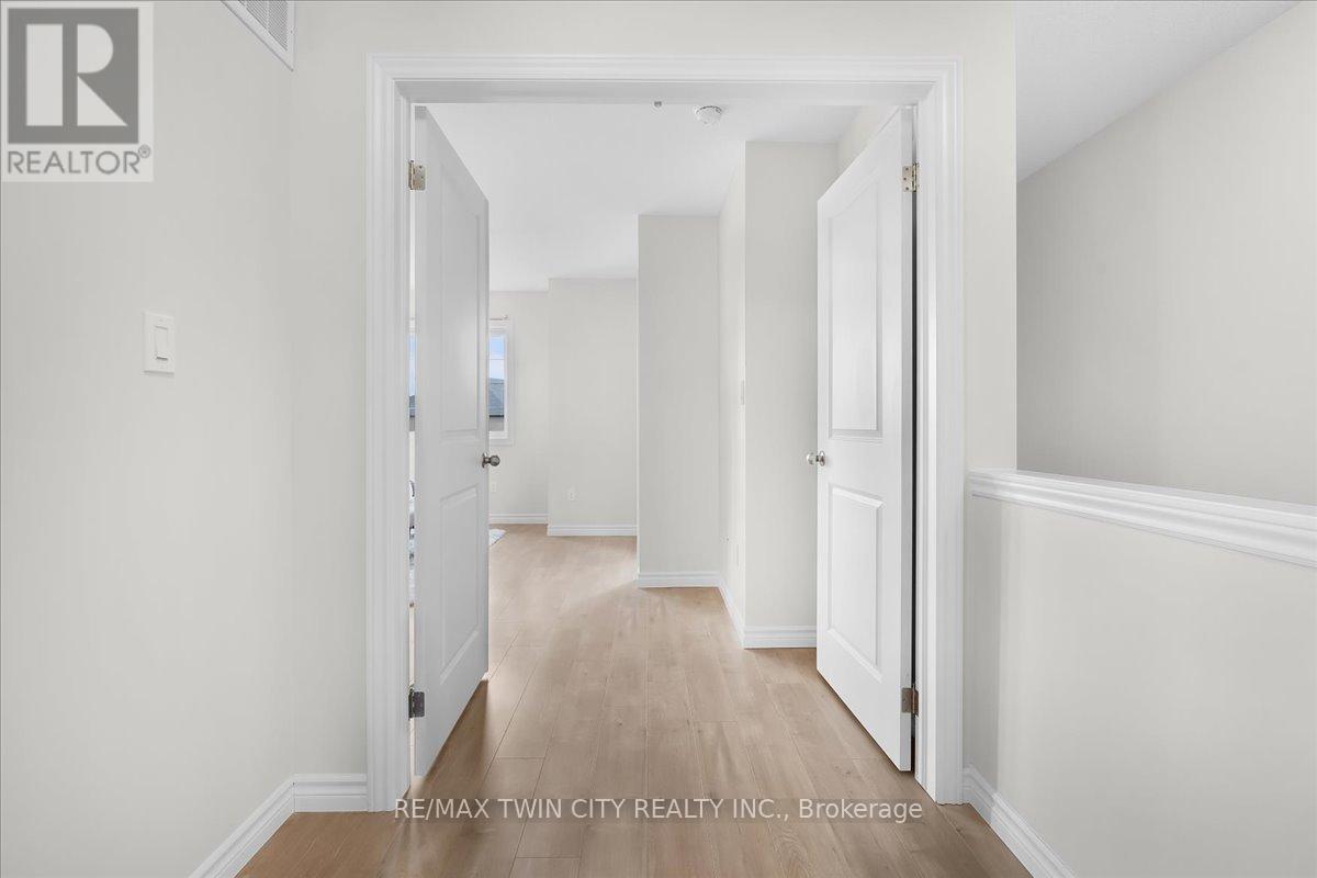 180 Links Crescent, Woodstock, Ontario  N4T 0L9 - Photo 19 - X12916968