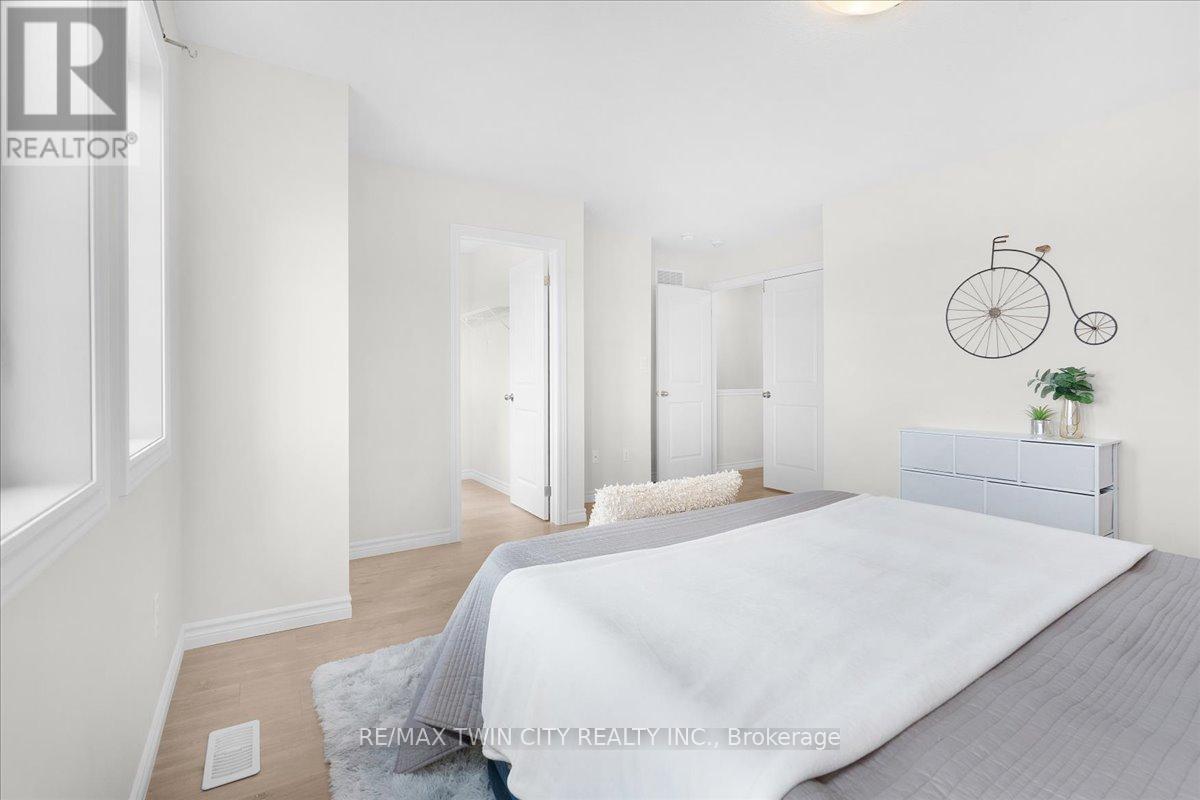 180 Links Crescent, Woodstock, Ontario  N4T 0L9 - Photo 23 - X12916968