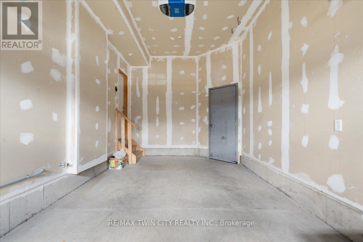 180 Links Crescent, Woodstock, Ontario  N4T 0L9 - Photo 36 - X12916968