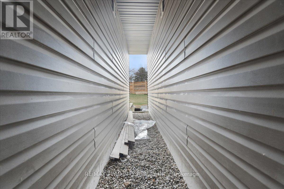 180 Links Crescent, Woodstock, Ontario  N4T 0L9 - Photo 37 - X12916968