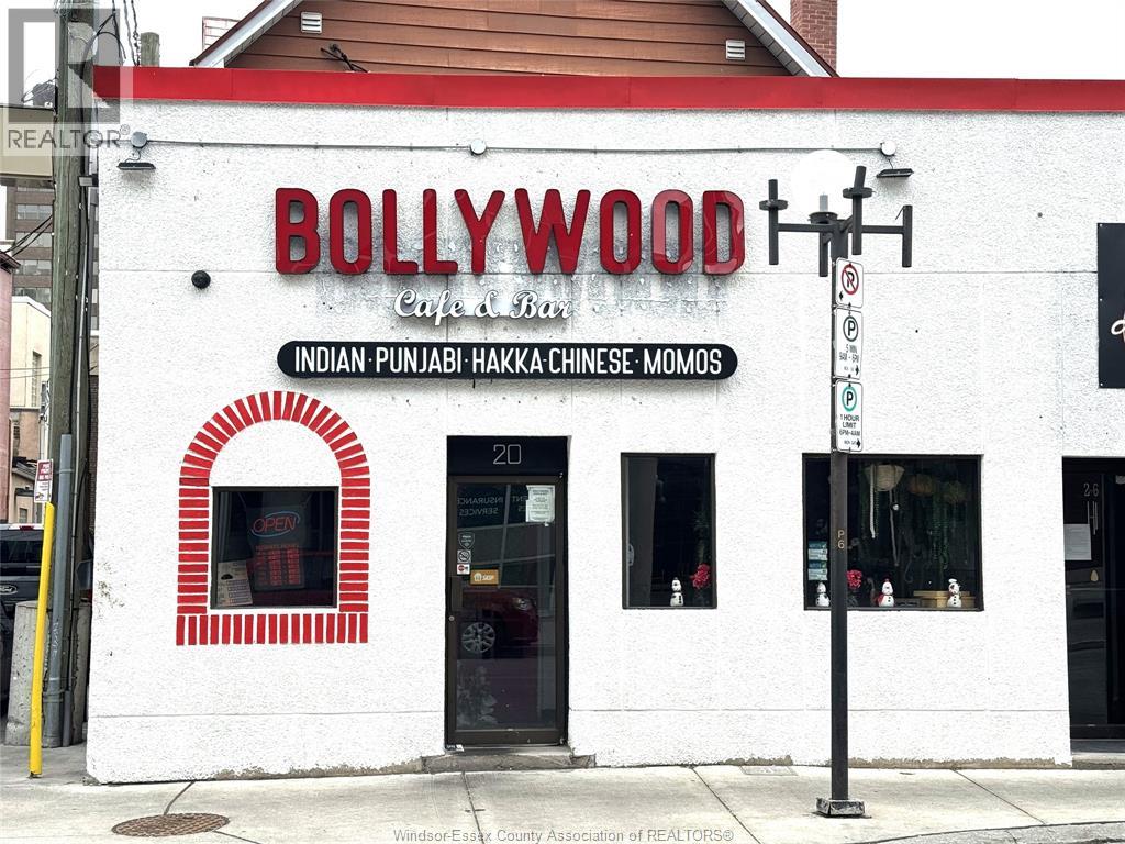 MLS# 26005991: 20 UNIVERSITY AVENUE East, Windsor, Canada