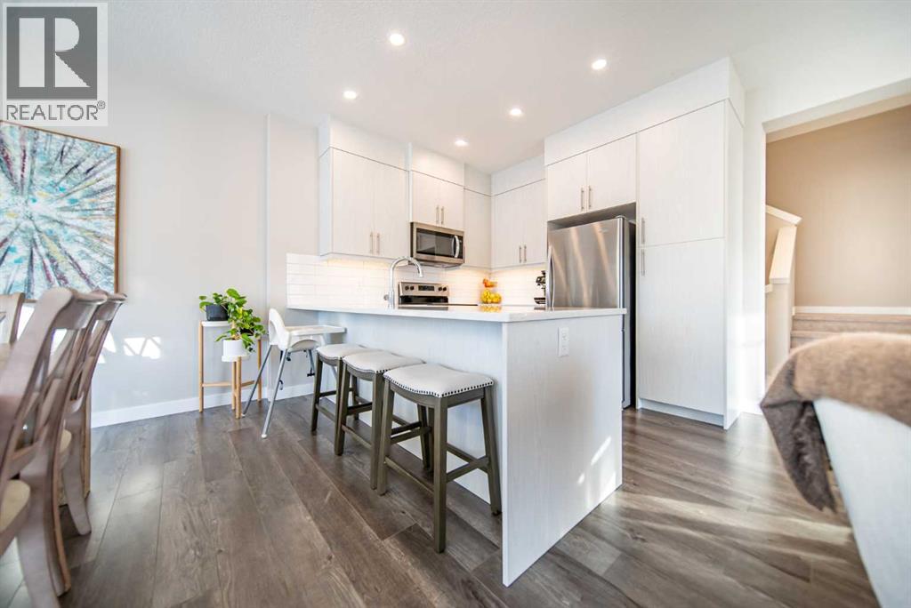 713 Crestridge Common SW, Calgary, Alberta  T3B 6L6 - Photo 11 - A2276189