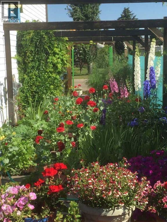 17 Boyce Street, Red Deer, Alberta  T4R 1P1 - Photo 46 - A2295025