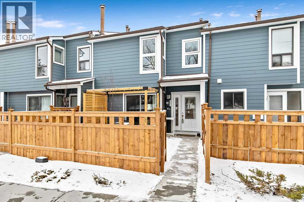 4, 207 Grier Terrace NE, Calgary, Alberta
