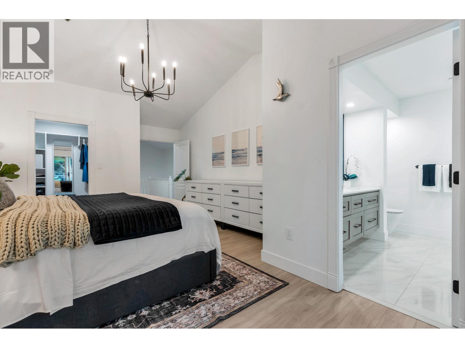 1102 Strathaven Drive, North Vancouver, British Columbia  V7H 2Z6 - Photo 13 - R3102867