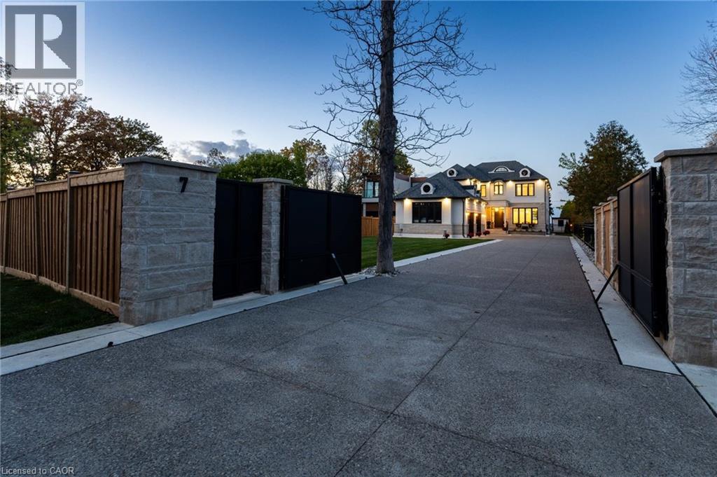 7 Campview Road, Stoney Creek, Ontario  L8E 5E2 - Photo 34 - 40790906