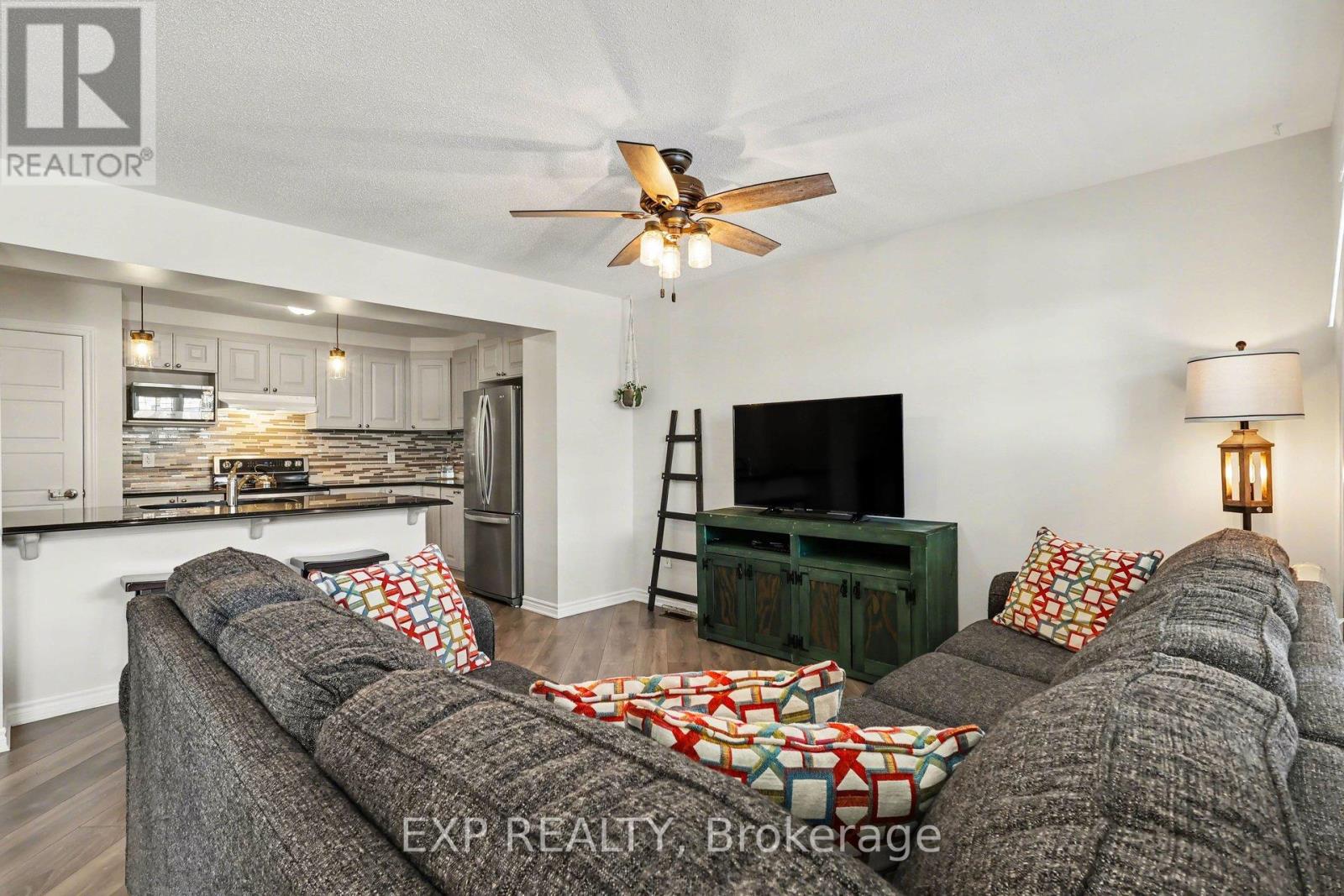 421 Gerardia Lane, Ottawa, Ontario  K4A 1C6 - Photo 10 - X12916992