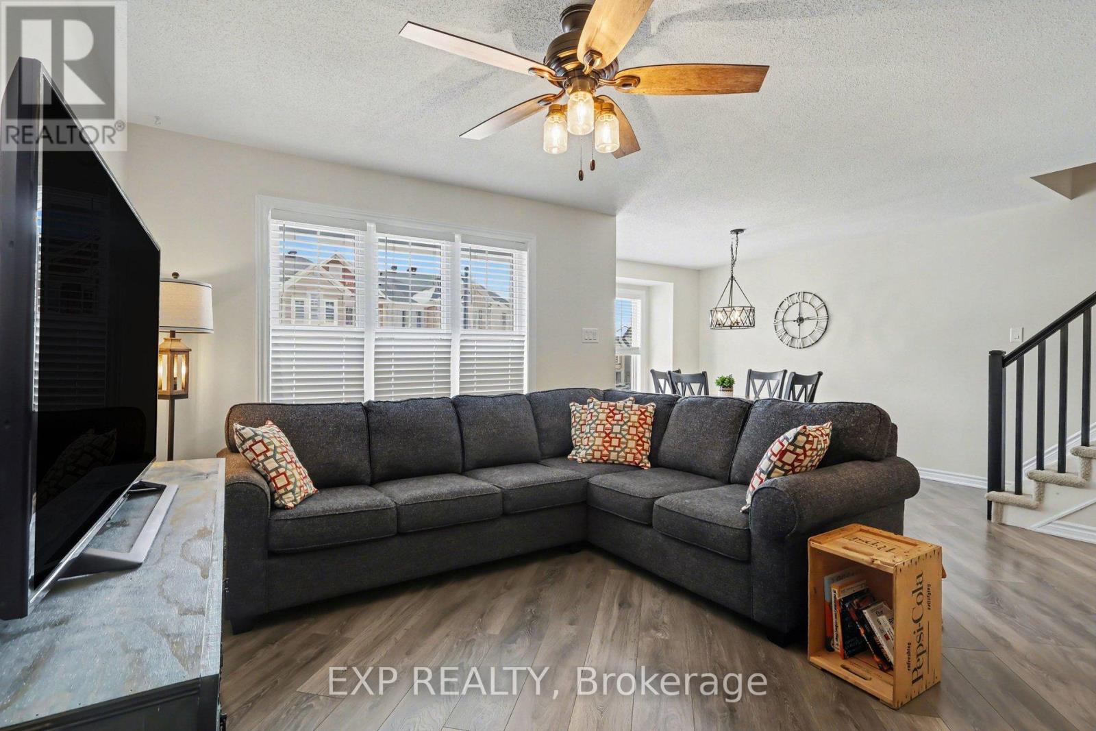 421 Gerardia Lane, Ottawa, Ontario  K4A 1C6 - Photo 5 - X12916992