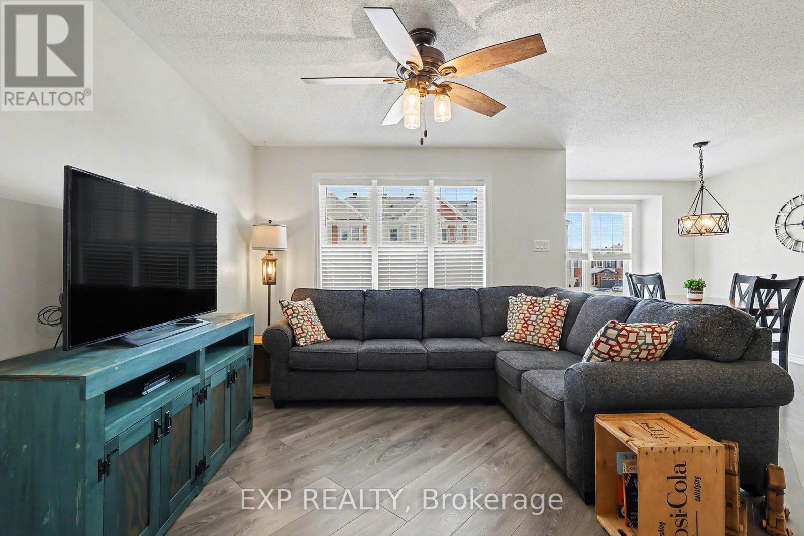 421 Gerardia Lane, Ottawa, Ontario  K4A 1C6 - Photo 6 - X12916992