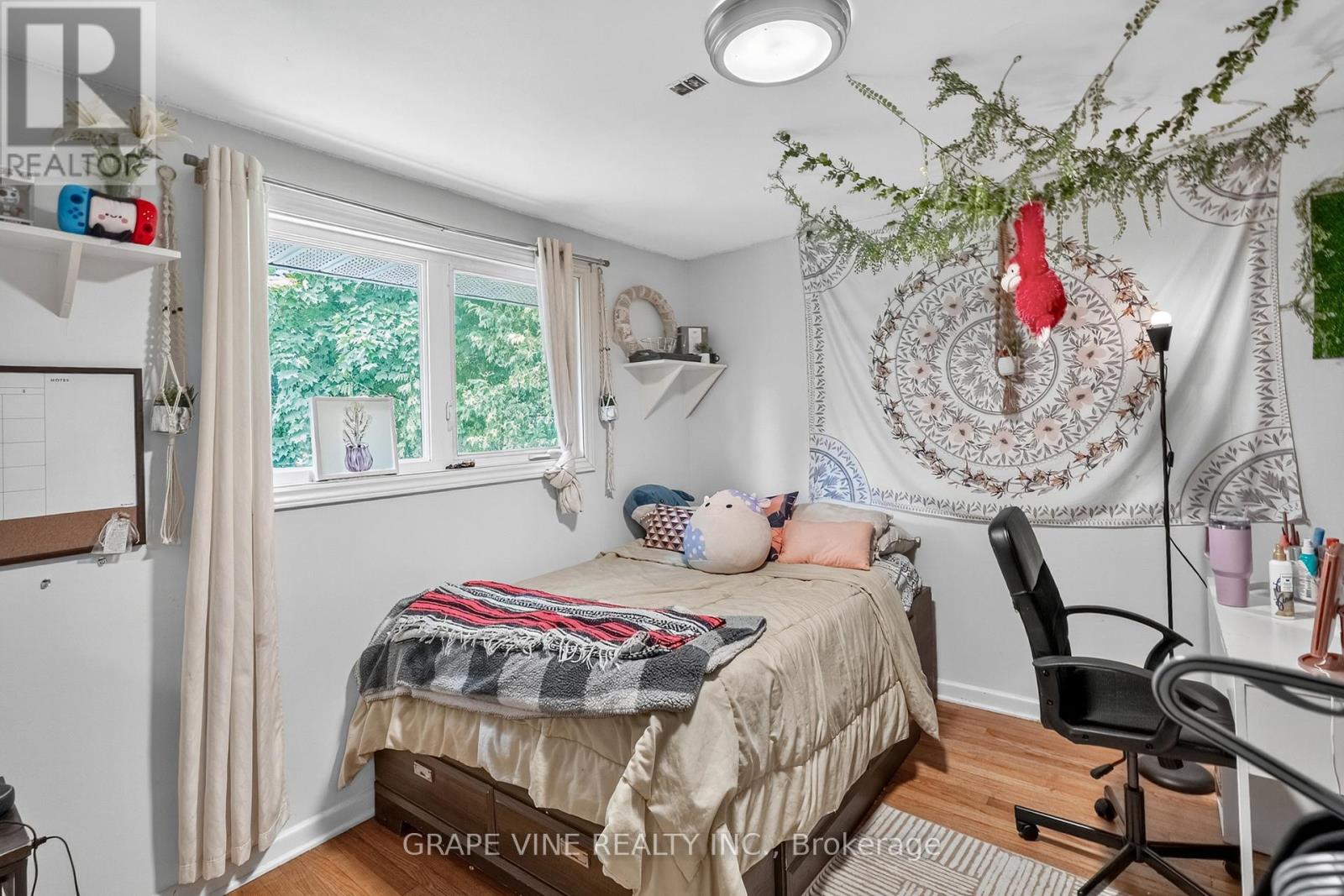 1098 Clyde Avenue, Ottawa, Ontario  K2C 1Y2 - Photo 17 - X12917018