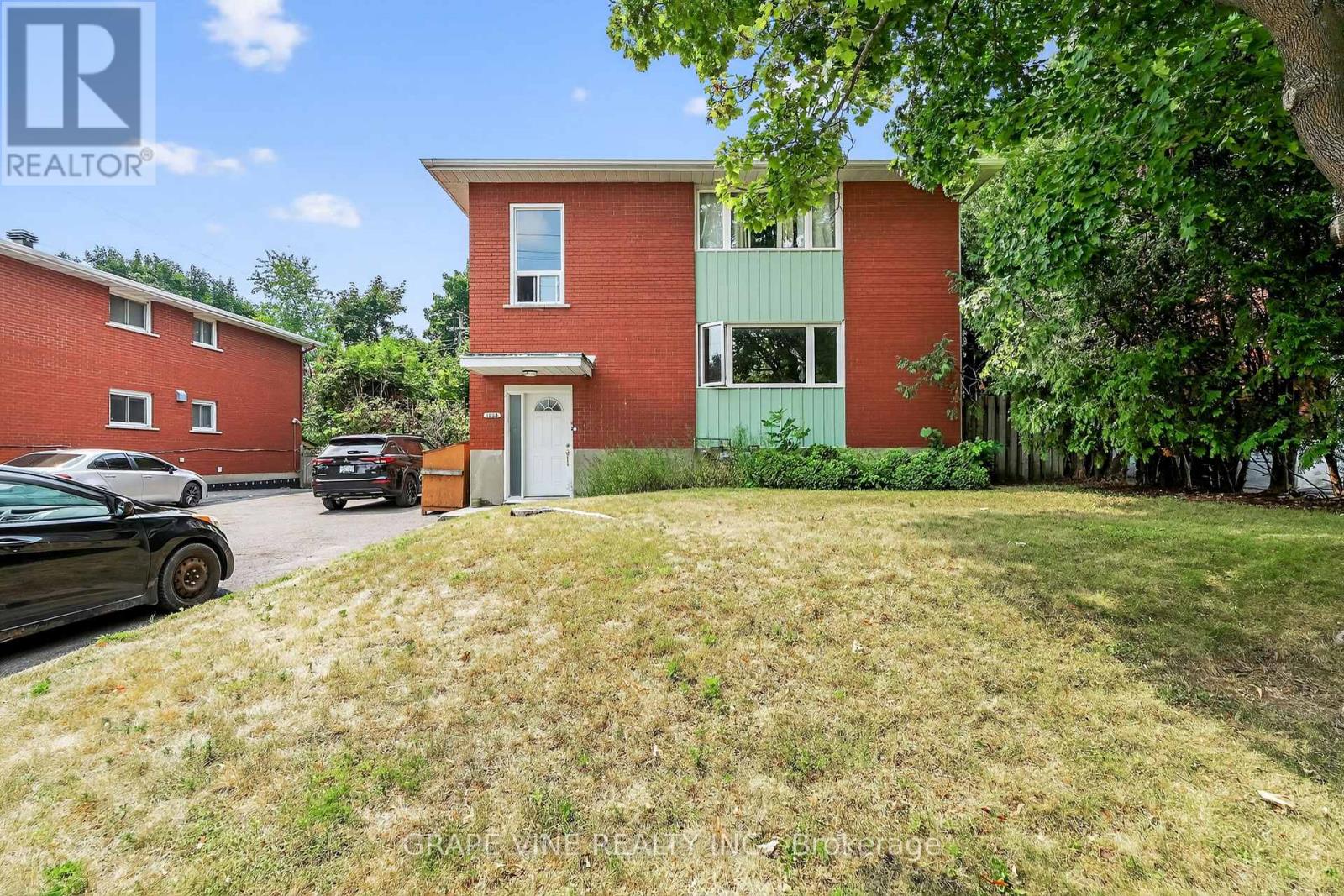 1098 Clyde Avenue, Ottawa, Ontario  K2C 1Y2 - Photo 2 - X12917018