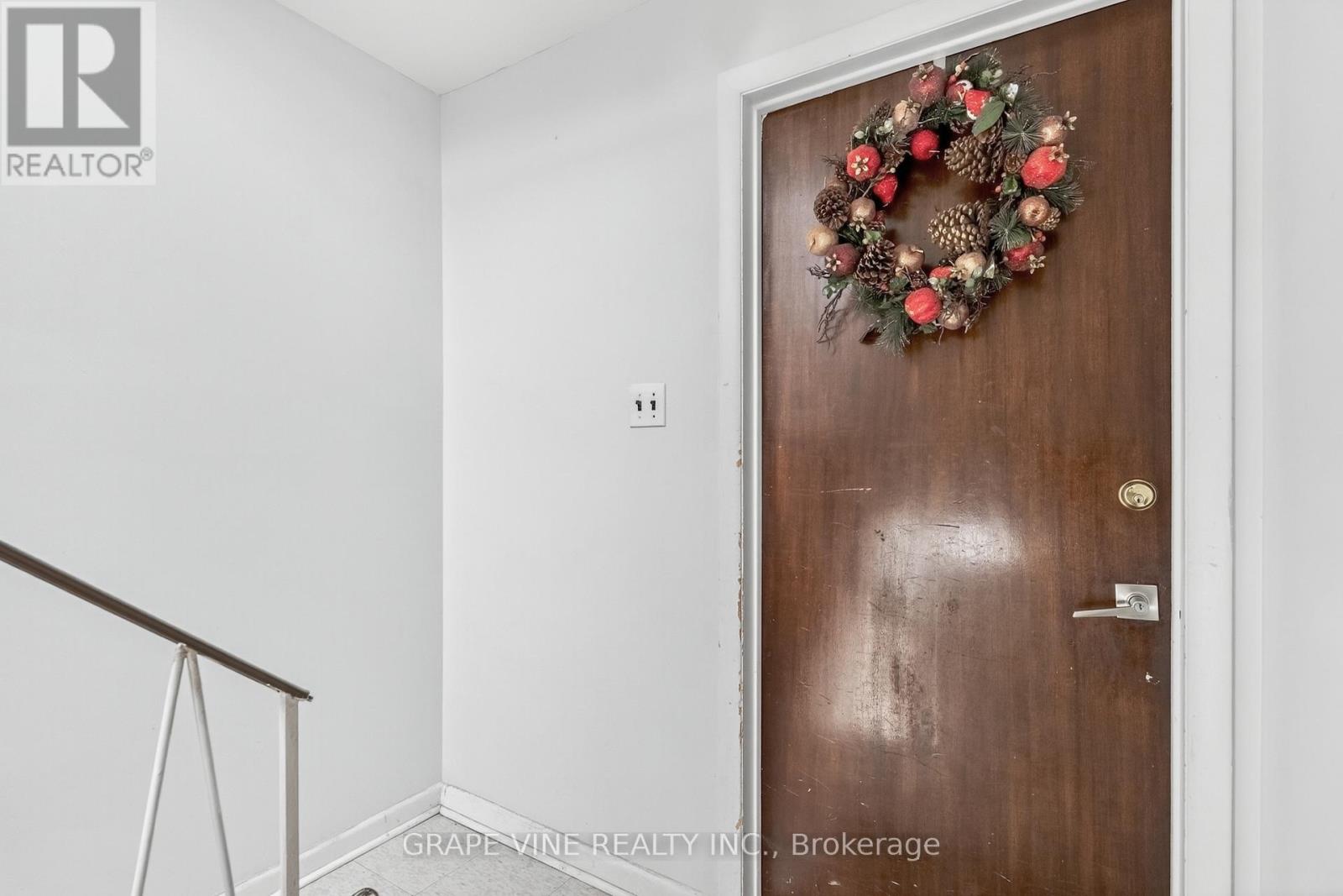 1098 Clyde Avenue, Ottawa, Ontario  K2C 1Y2 - Photo 20 - X12917018