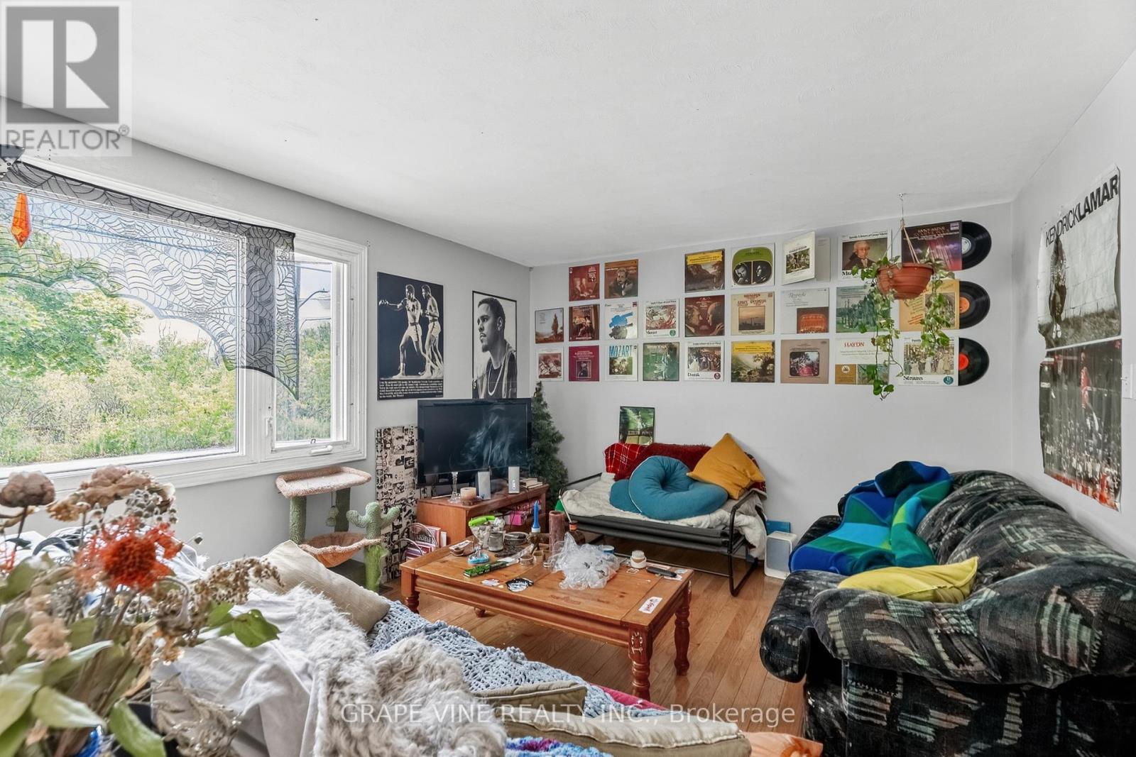 1098 Clyde Avenue, Ottawa, Ontario  K2C 1Y2 - Photo 23 - X12917018