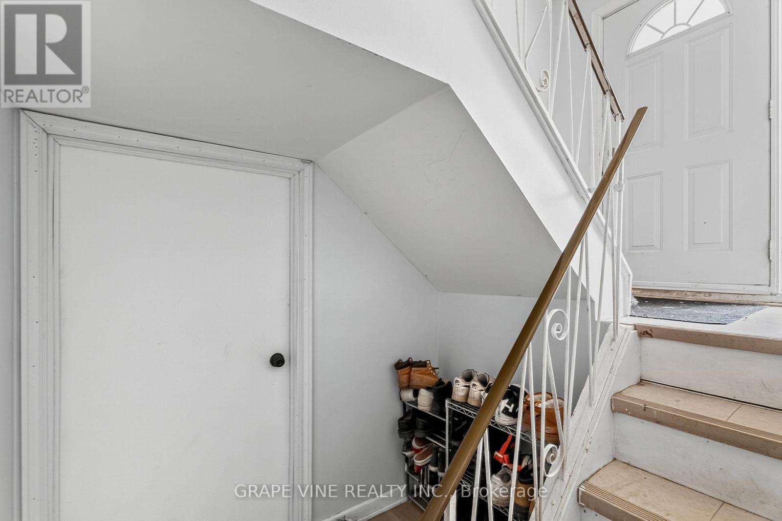 1098 Clyde Avenue, Ottawa, Ontario  K2C 1Y2 - Photo 37 - X12917018