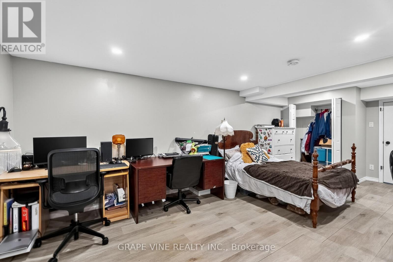 1098 Clyde Avenue, Ottawa, Ontario  K2C 1Y2 - Photo 41 - X12917018