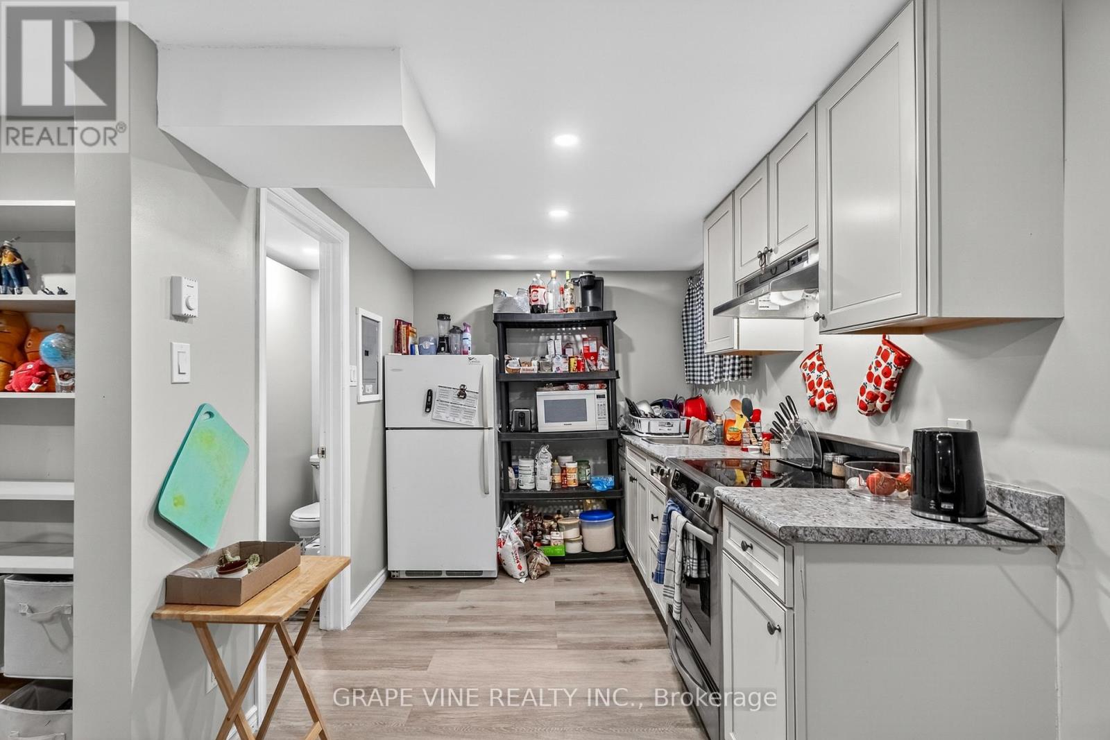 1098 Clyde Avenue, Ottawa, Ontario  K2C 1Y2 - Photo 42 - X12917018