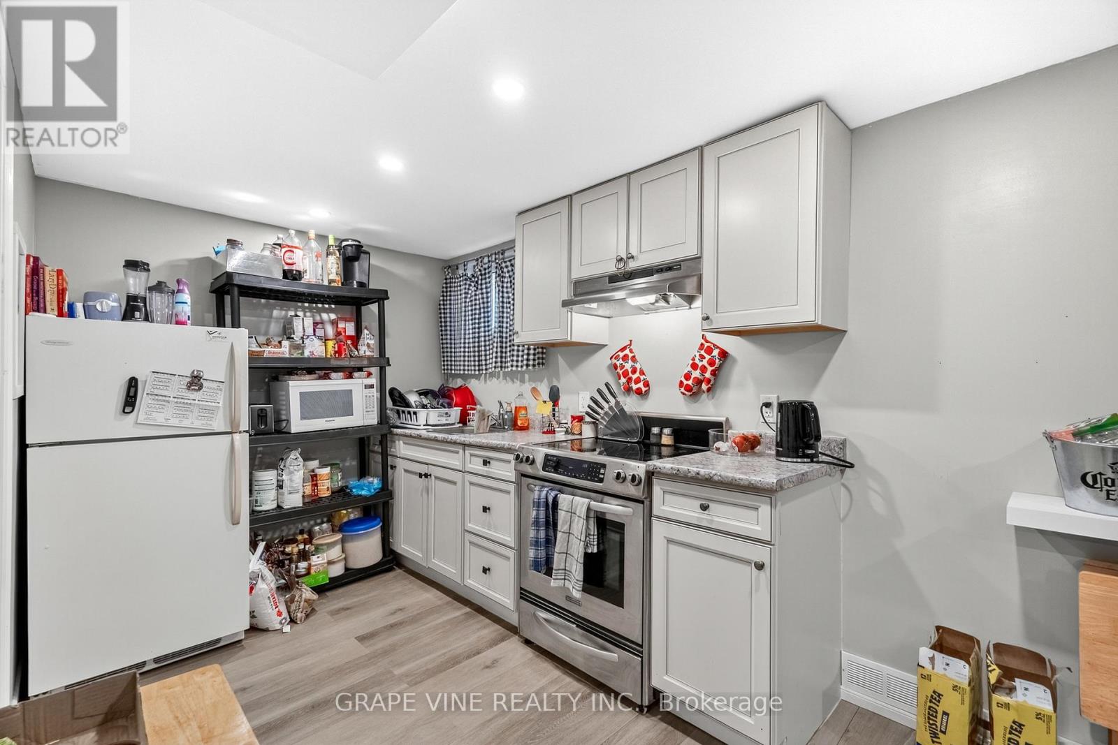 1098 Clyde Avenue, Ottawa, Ontario  K2C 1Y2 - Photo 43 - X12917018