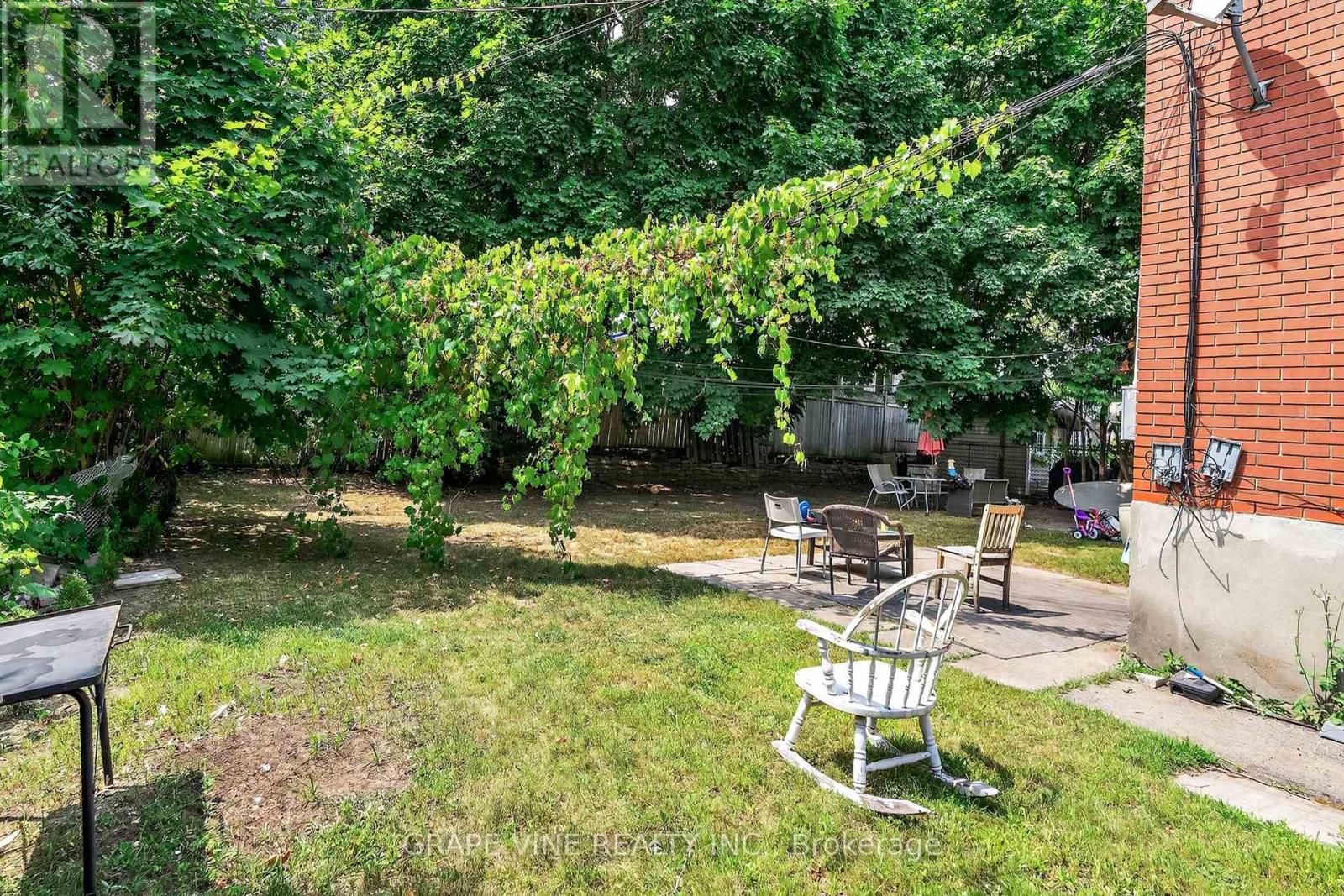 1098 Clyde Avenue, Ottawa, Ontario  K2C 1Y2 - Photo 46 - X12917018