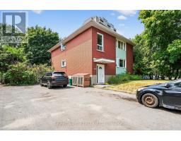 1098 CLYDE AVENUE, Ottawa, Ontario