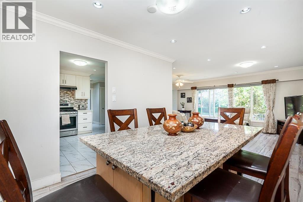 3796 Peter Street, Burnaby, British Columbia  V5J 1N4 - Photo 6 - R3102513