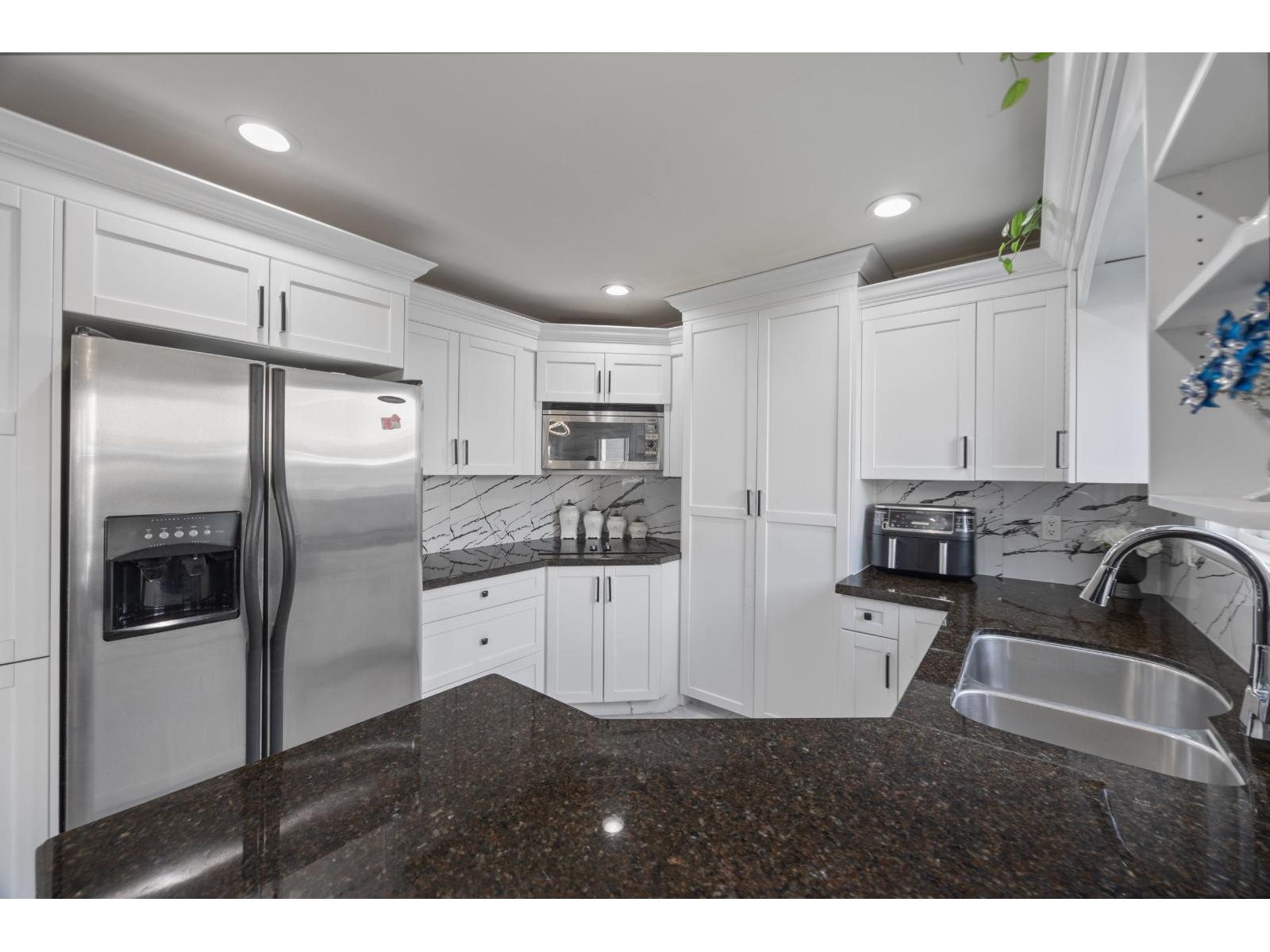 7801 146a Street, Surrey, British Columbia  V3S 2T4 - Photo 14 - R3102213