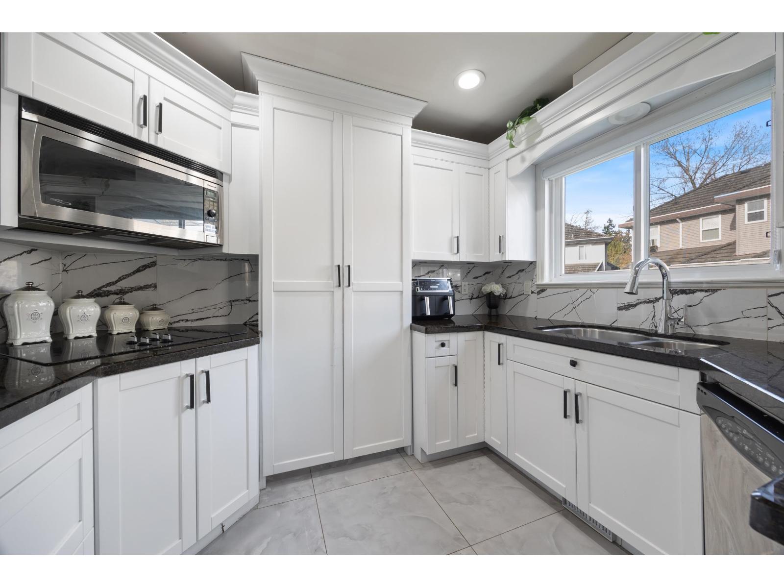 7801 146a Street, Surrey, British Columbia  V3S 2T4 - Photo 11 - R3102213