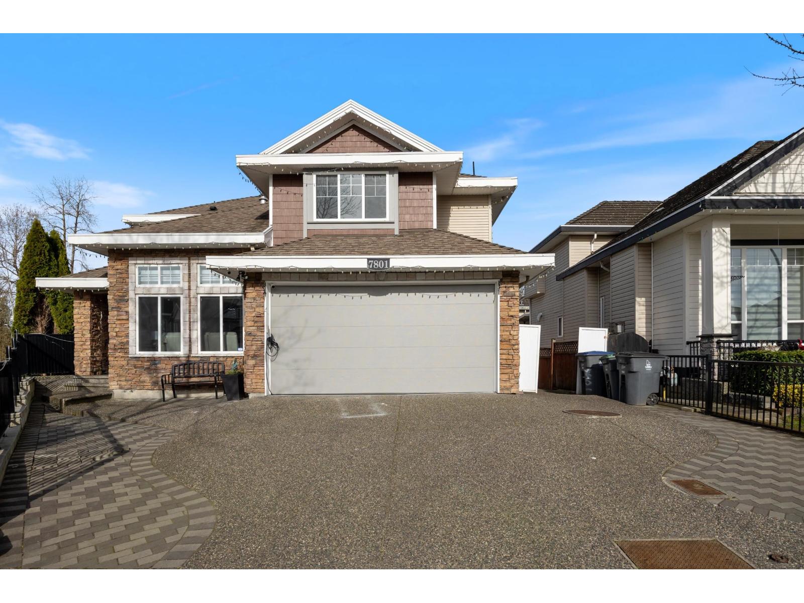 7801 146a Street, Surrey, British Columbia  V3S 2T4 - Photo 2 - R3102213