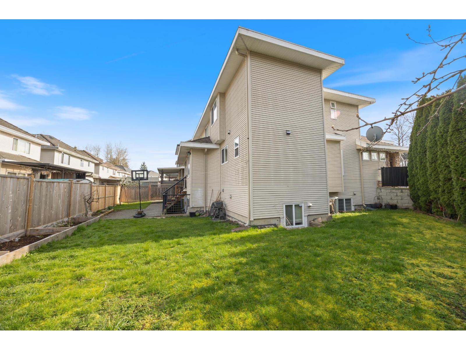 7801 146a Street, Surrey, British Columbia  V3S 2T4 - Photo 38 - R3102213