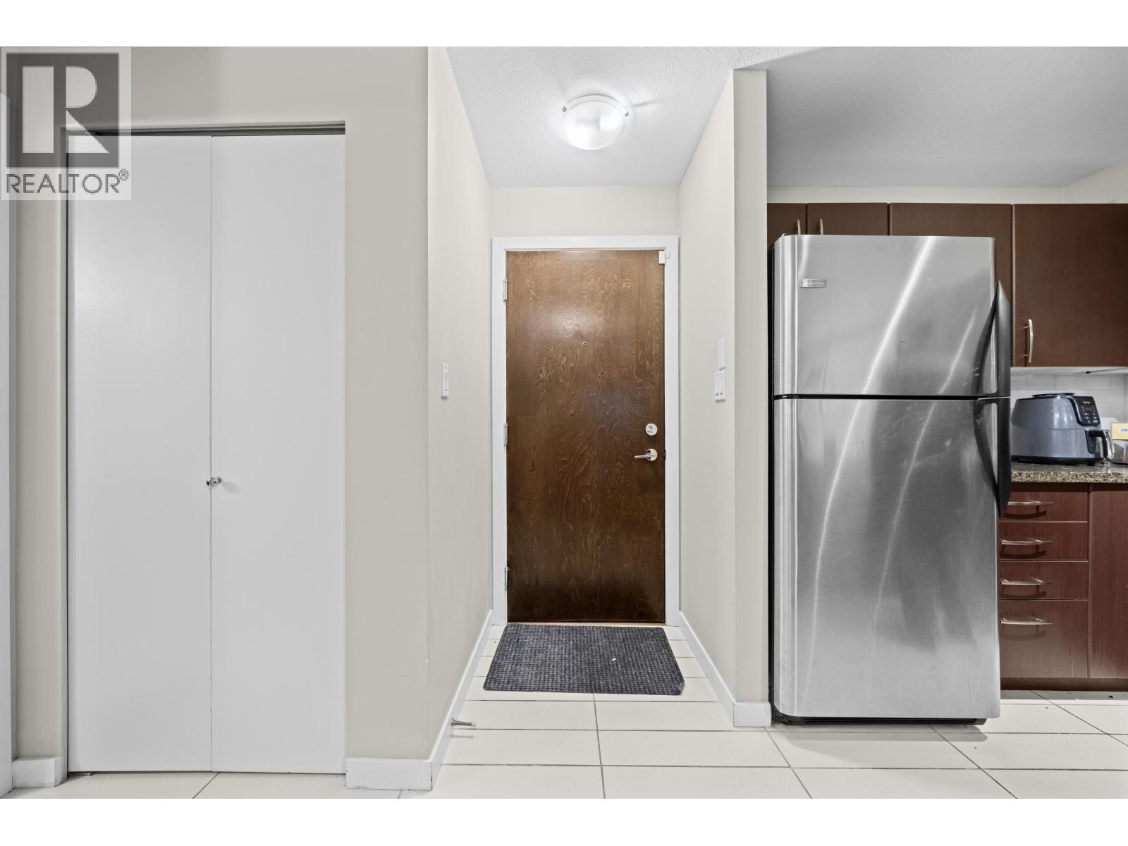 209 7337 Macpherson Avenue, Burnaby, British Columbia  V5J 0A9 - Photo 11 - R3103193