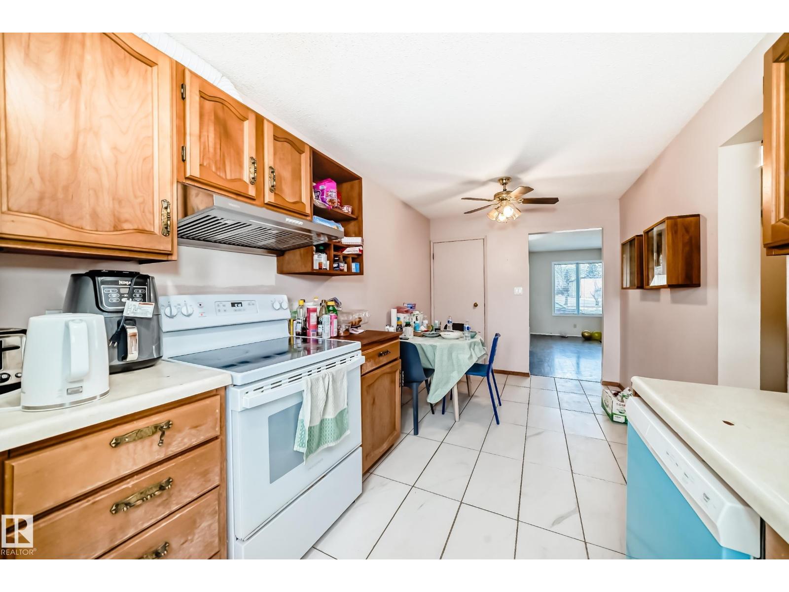 11393 22 Av Nw, Edmonton, Alberta  T6J 4V8 - Photo 11 - E4478867