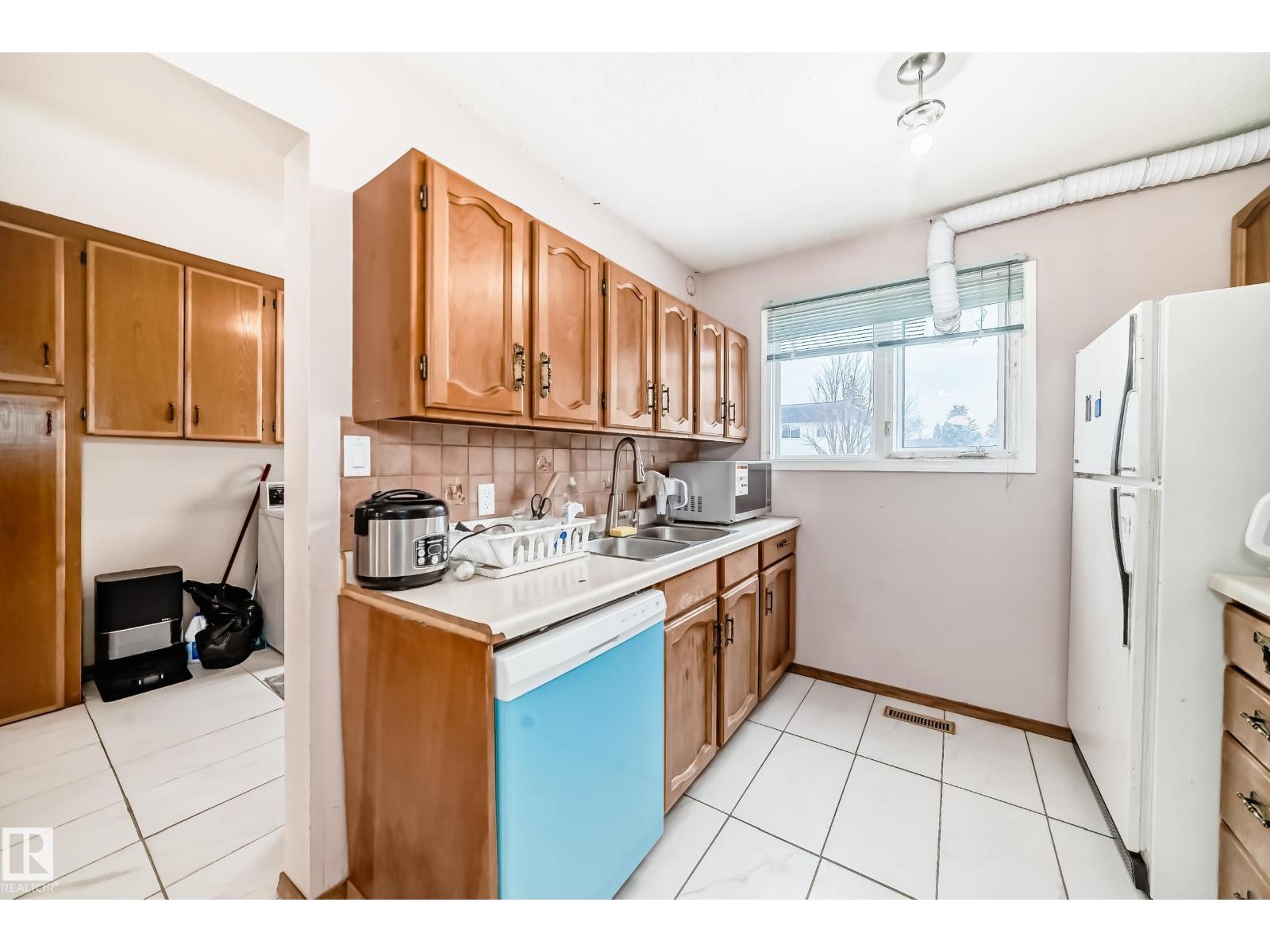 11393 22 Av Nw, Edmonton, Alberta  T6J 4V8 - Photo 6 - E4478867